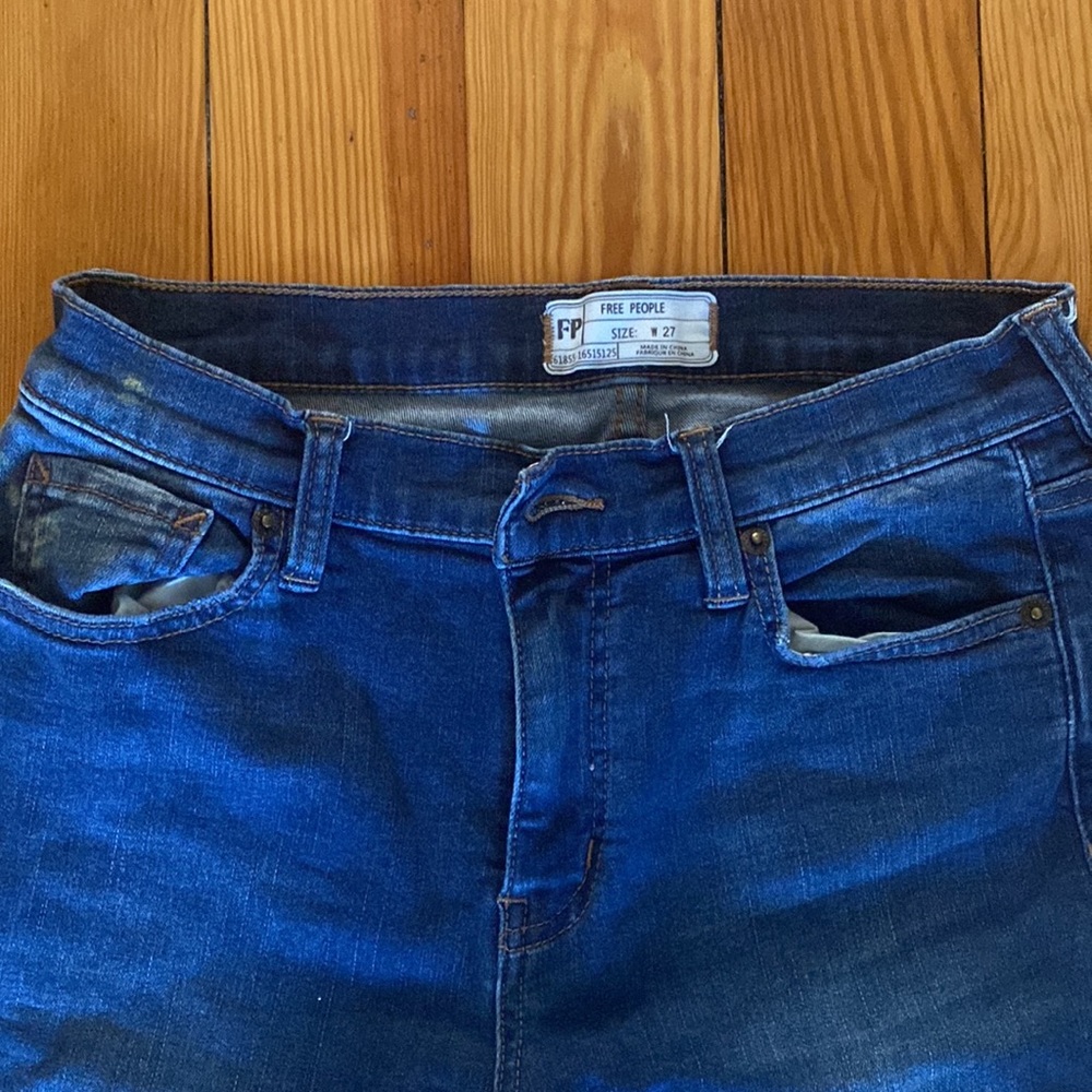 Jeans - Picture 3 of 3